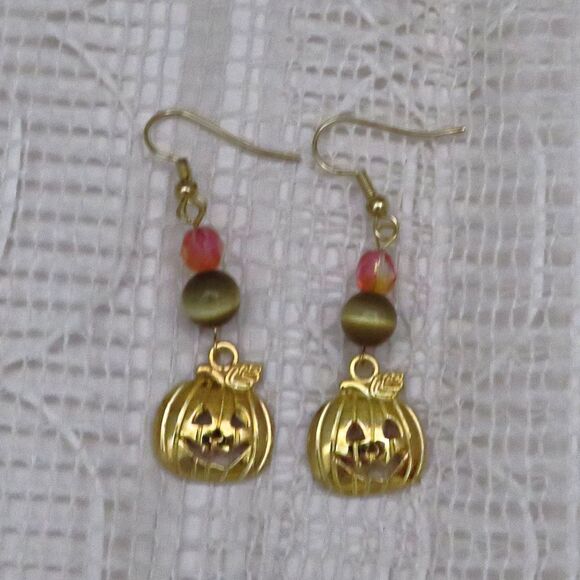Handcrafted Gold Tone Pumpkin Dangle Earrings for Halloween, Handmade Jewelry - Picture 1 of 7